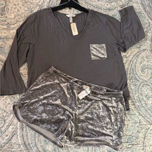 SOMA pj set. NWT. Velvet shorts (lg) slinky v-neck top (Xlg) w/velvet pocket.SFH
